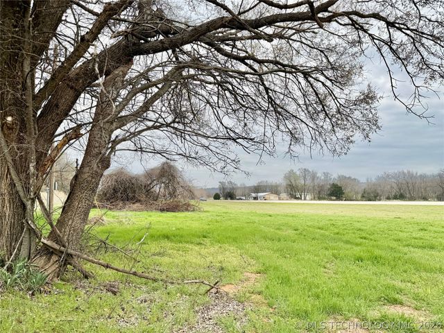 11825 W 838 Road, Tahlequah, OK 74464