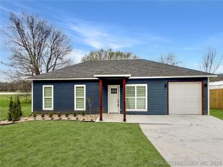 11825 W 838 Road, Tahlequah, OK 74464