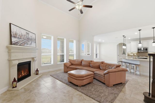 18915 Hilltop Valley Drive, Cypress, TX 77429