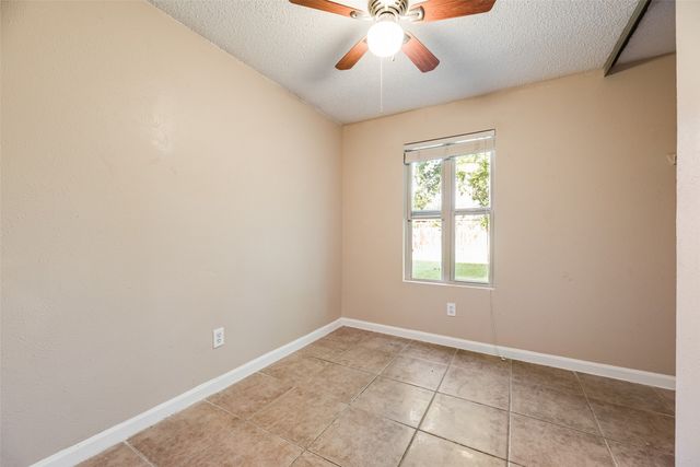 7204 Shadow Bend Drive, Fort Worth, TX 76137