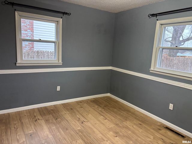 816 ADAMS Street, Quincy, IL 62301