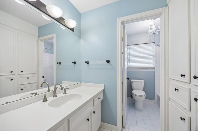 7802 Bellerive Drive, Houston, TX 77036