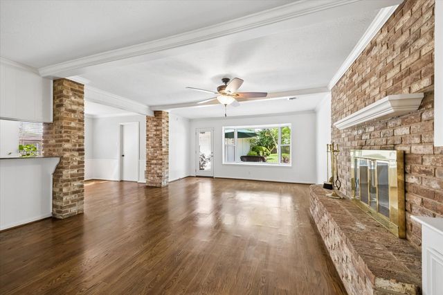 7802 Bellerive Drive, Houston, TX 77036