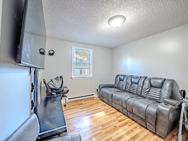 39 Second Rd, Marlborough, MA 01752