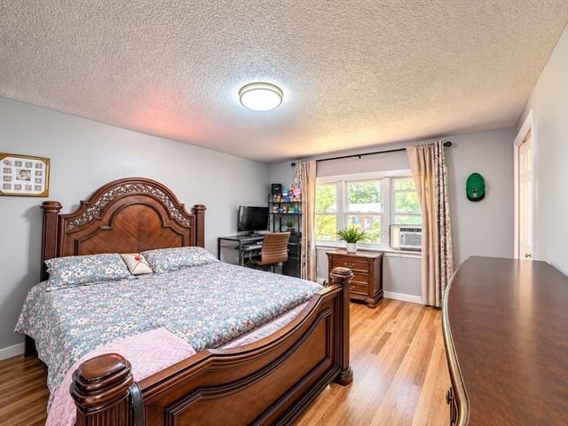 39 Second Rd, Marlborough, MA 01752