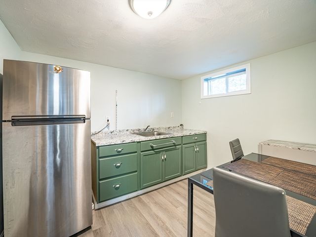 39 Second Rd, Marlborough, MA 01752