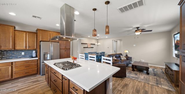 10052 E TAMERY Avenue, Mesa, AZ 85212