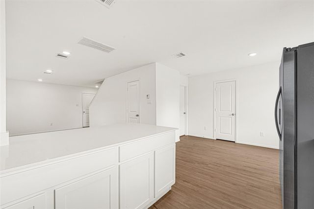 4118 Saw Mill Peak Lane, Baytown, TX 77521