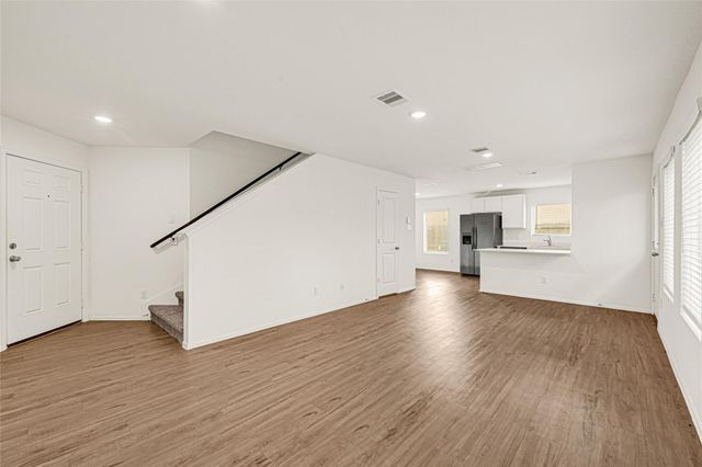 4118 Saw Mill Peak Lane, Baytown, TX 77521