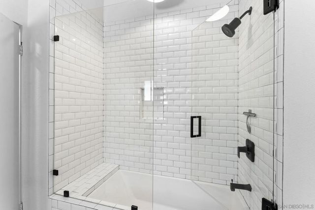 7087 Estrella De Mar D, Carlsbad, CA 92009