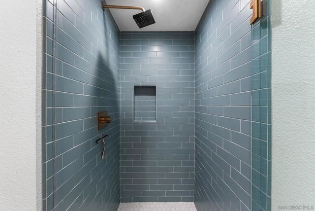 7087 Estrella De Mar D, Carlsbad, CA 92009