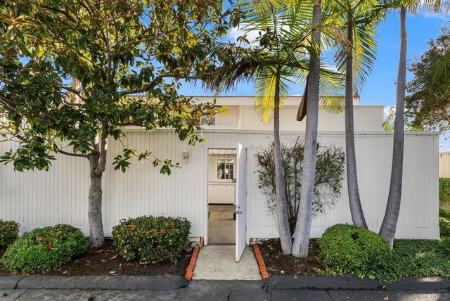 7087 Estrella De Mar D, Carlsbad, CA 92009