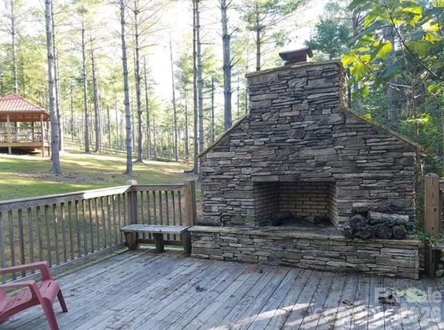 2331 Waterside Boulevard NW, Valdese, NC 28690