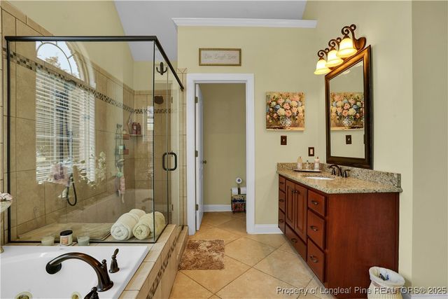 2825 Sand Trap Lane, Hope Mills, NC 28348
