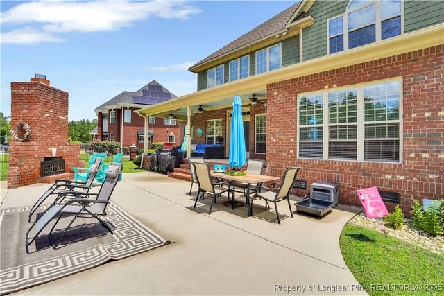 2825 Sand Trap Lane, Hope Mills, NC 28348