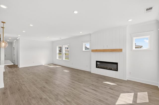3296 Ventura Ave, White House, TN 37188