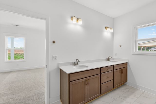 3296 Ventura Ave, White House, TN 37188