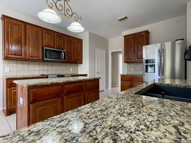 1111 Glade Crossing, San Antonio, TX 78258