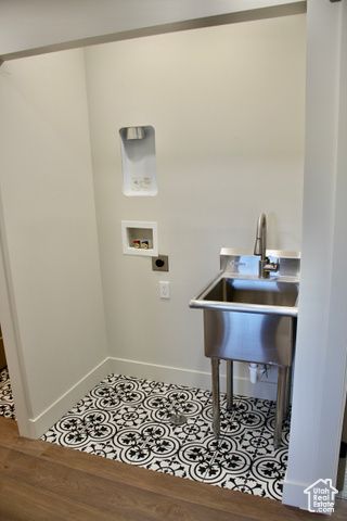 610 S 800 E, Centerville, UT 84014