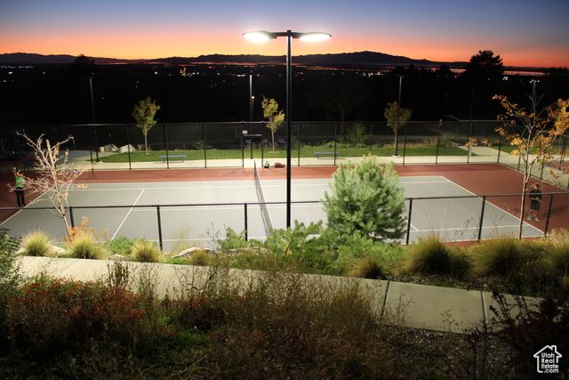 610 S 800 E, Centerville, UT 84014