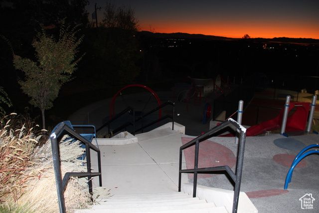 610 S 800 E, Centerville, UT 84014