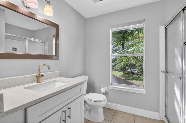 1740 Palm Cove Boulevard 4-307, Delray Beach, FL 33445