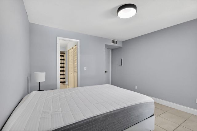 1740 Palm Cove Boulevard 4-307, Delray Beach, FL 33445