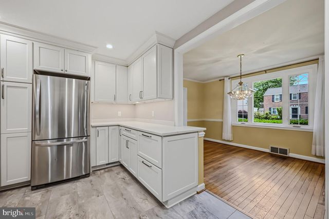 239 PLYMOUTH RD, Wilmington, DE 19803