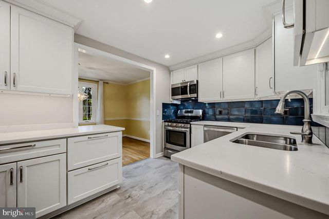 239 PLYMOUTH RD, Wilmington, DE 19803