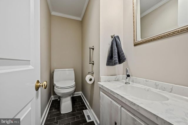 239 PLYMOUTH RD, Wilmington, DE 19803