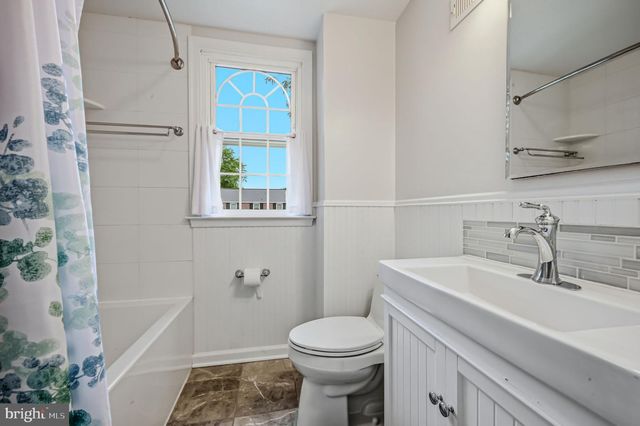 239 PLYMOUTH RD, Wilmington, DE 19803