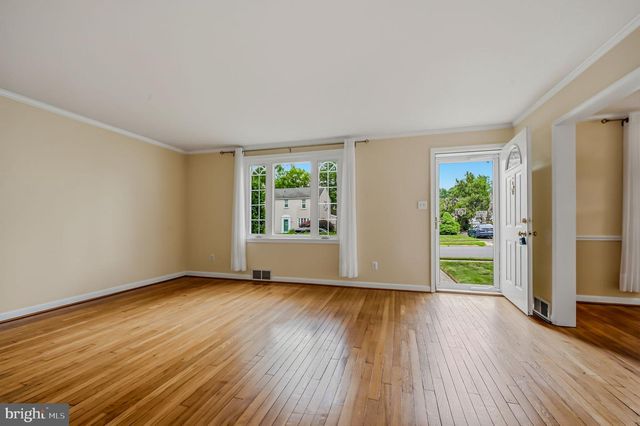 239 PLYMOUTH RD, Wilmington, DE 19803