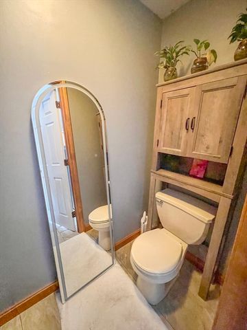 46-48 Kent Rd, Springfield, MA 01129