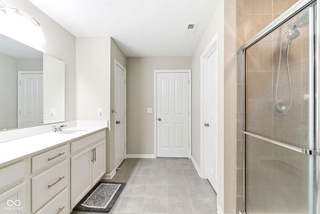 10359 Deercrest Lane, Indianapolis, IN 46239