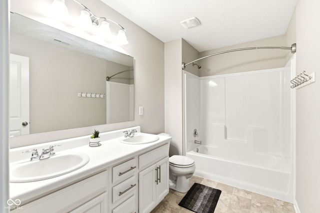 10359 Deercrest Lane, Indianapolis, IN 46239
