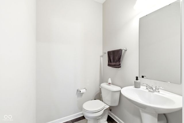 10359 Deercrest Lane, Indianapolis, IN 46239