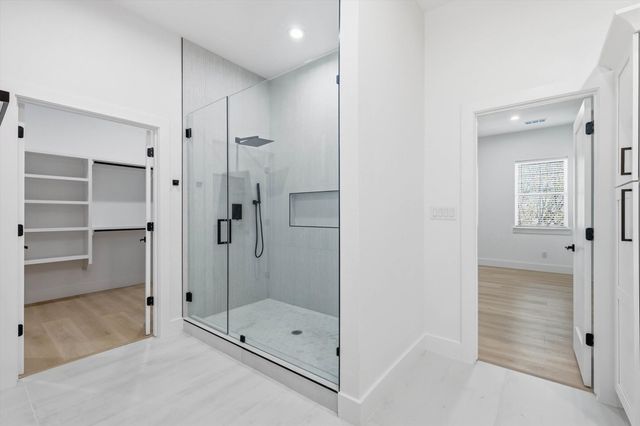 324 N Patton Avenue, Dallas, TX 75203