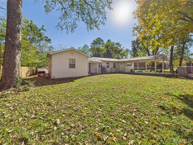 2312 Earl Street, Poplar Bluff, MO 63901