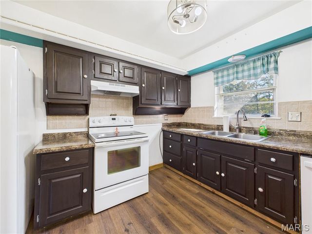 2312 Earl Street, Poplar Bluff, MO 63901