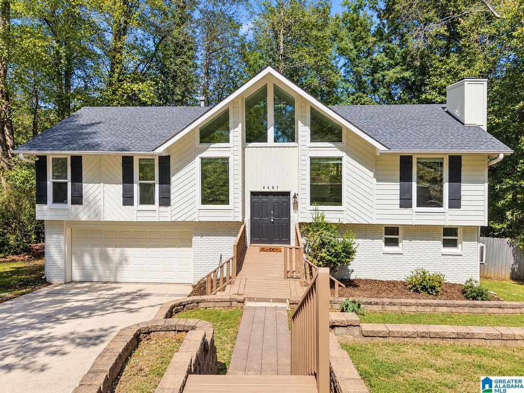 4601 SYLVANER LANE, Hoover, AL 35244