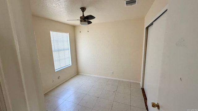 10026 Sungate Park, San Antonio, TX 78245