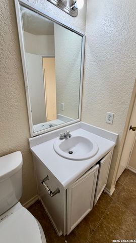 10026 Sungate Park, San Antonio, TX 78245