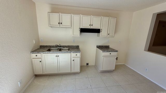 10026 Sungate Park, San Antonio, TX 78245