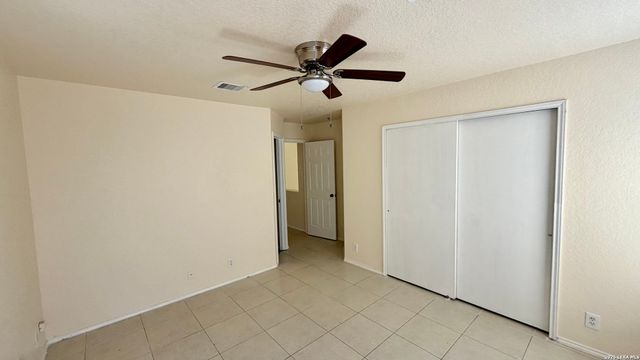 10026 Sungate Park, San Antonio, TX 78245