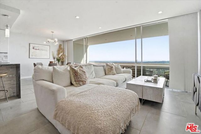 2222 Avenue Of The Stars 2206E, Los Angeles, CA 90067