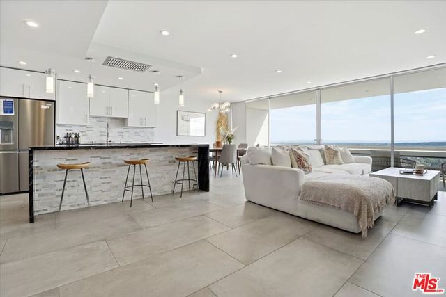 2222 Avenue Of The Stars 2206E, Los Angeles, CA 90067