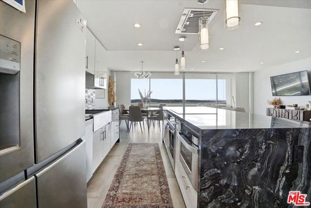 2222 Avenue Of The Stars 2206E, Los Angeles, CA 90067