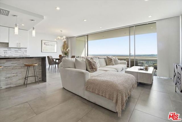 2222 Avenue Of The Stars 2206E, Los Angeles, CA 90067