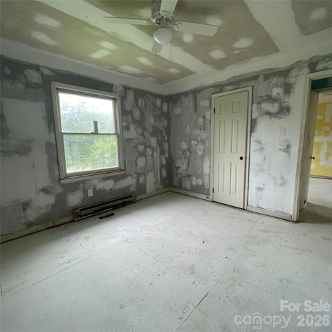 248 WOODSIDE Drive, Forest City, NC 28043