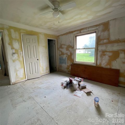 248 WOODSIDE Drive, Forest City, NC 28043